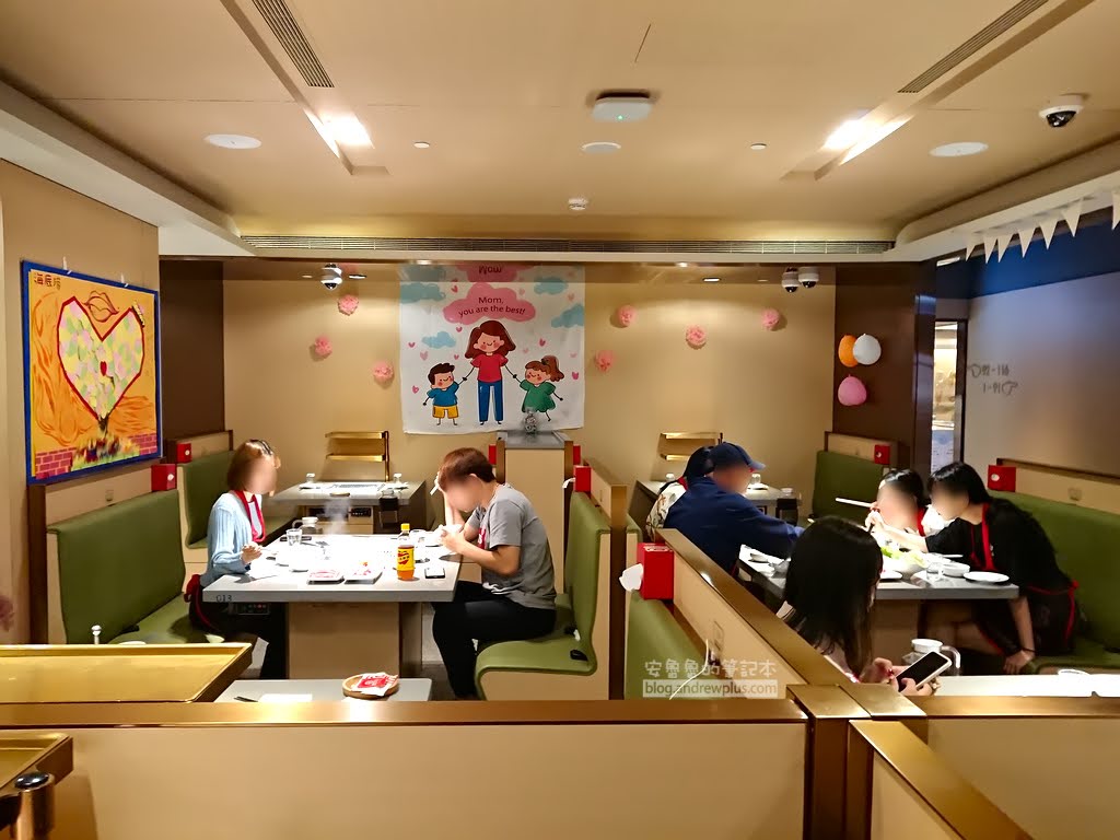 板橋美食,海底撈火鍋板橋店,火鍋美甲服務