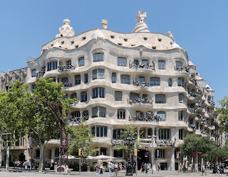 Casa Milá de Gaudí em Barcelona na Espanha