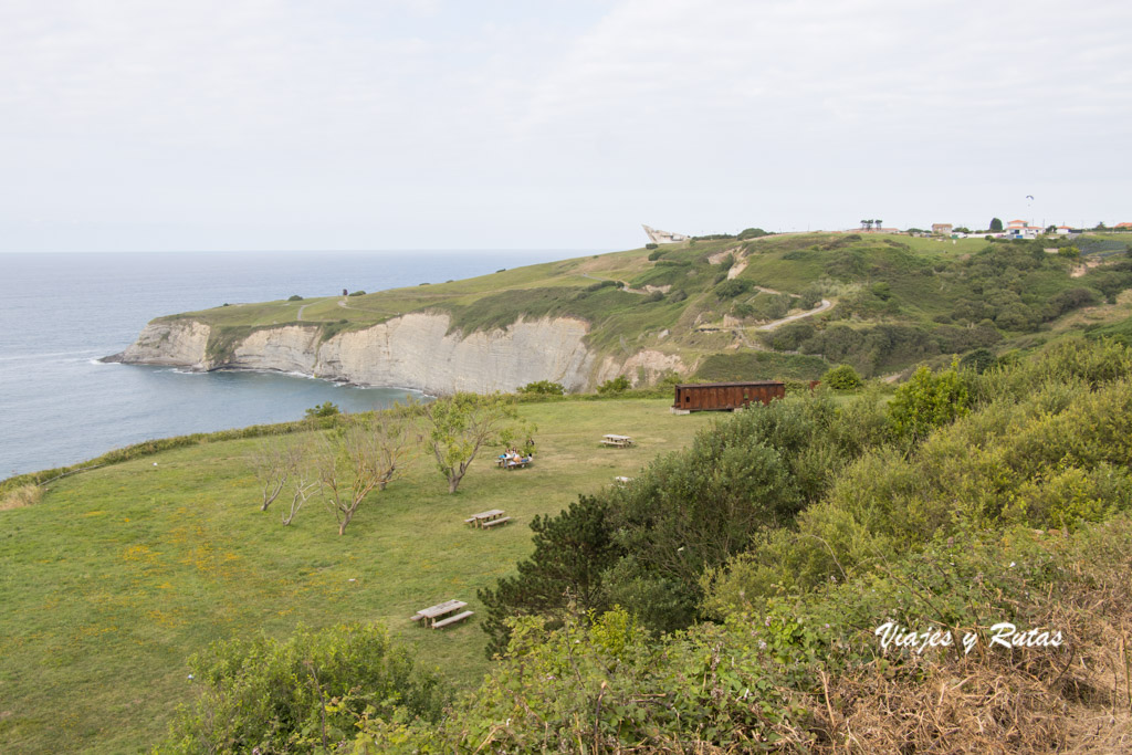 parqie Rubio camín de la Senda del cervigón de Gijón