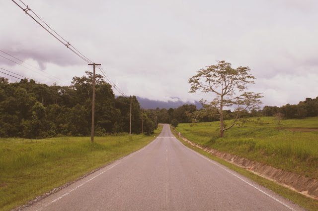 MENGGEMBEL DI THAILAND 2 (BANGKOK-PAK CHONG PP)