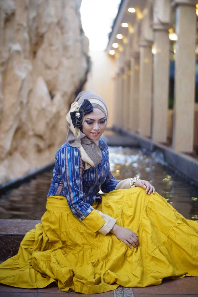 6 Tips Gaya Foto Model Sendirian yang Keren dan Kekinian