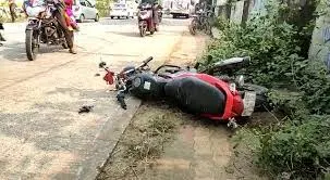 Pic of bike accident - bike accident picture - NeotericIT.com - Image no 11
