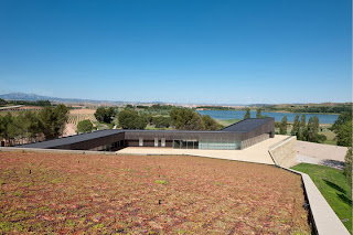 Bodega Institucional La Grajera de Virai Arquitectos