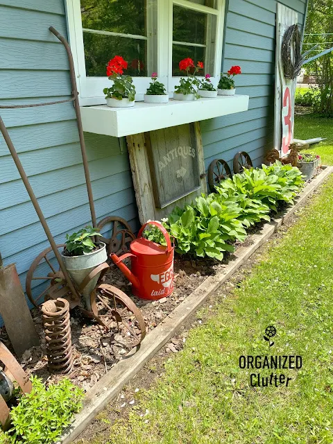 2020 SPRING PLANTING Junk Garden Tour #junkgarden #rusticgarden #annuals #perennials #gardentour