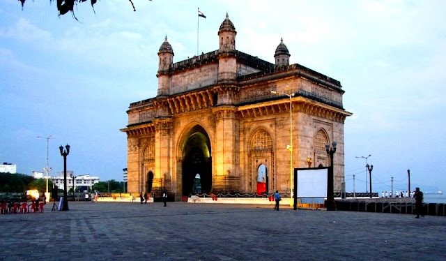 Objek Wisata Gateway of India Mumbai