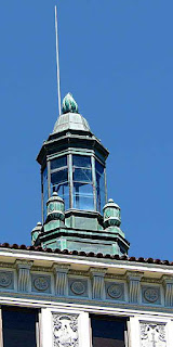 Pasadena CA lighthouse Bank of the West building (c) David Ocker