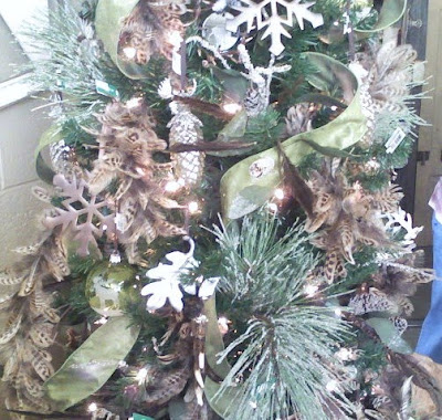  Selling Craft Ideas 2012 on This Tree Was Done In Browns  Coppers And Silver With Nature Inspired