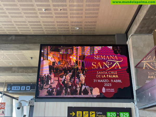 El ayuntamiento de Santa Cruz de La Palma promociona su Semana Santa en los aeropuertos de Canarias