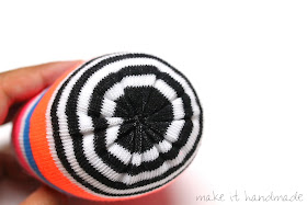 Make sock puppets from colorful ankle socks! Step by Step instructions for sock puppet craft to do with or for the kids.  