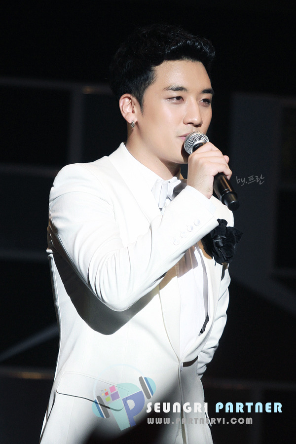 Seungri Osaka Fan Meeting