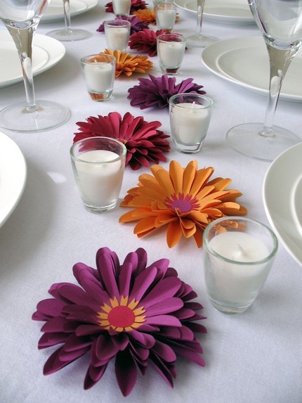 The perfect table decorations from Paper Platypus simple and elegant
