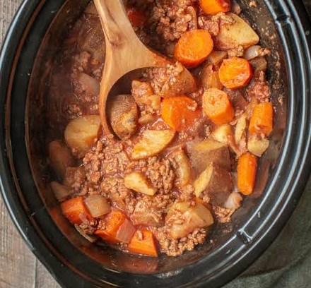 Slow Cooker Poor Man’s Stew #dinner #crockpot