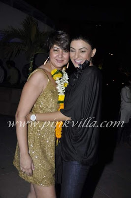 Sushmita Sen and Wasim Akram attend at Candice Pinto's birthday bash