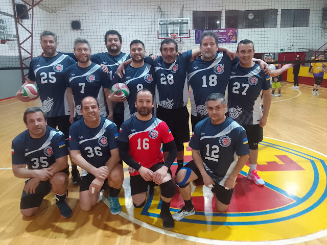 VÓLEIBOL, BABY FÚTBOL Y BÁSQUETBOL EN EL GIMNASIO ESPAÑOL