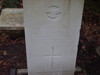 Sargant T Cox, Elmdon war grave