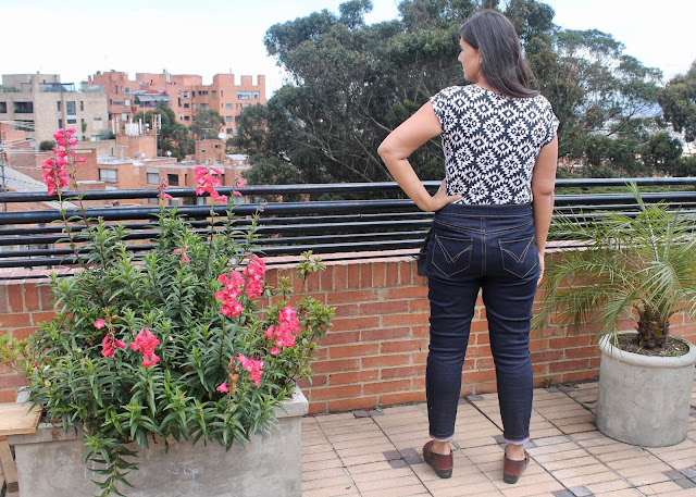 Modeling the back of the Liana stretch skinny jeans sewing pattern.