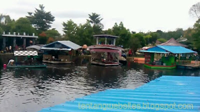 Objek wisata Danau Aur Sumber harta