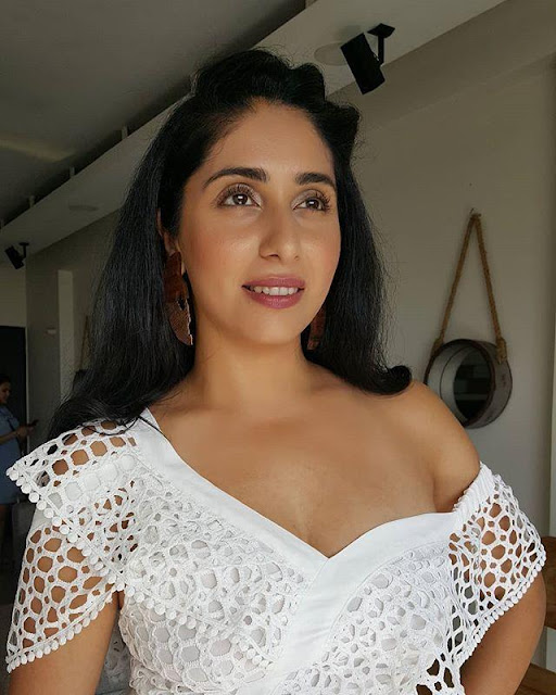 Neha Bhasin in her latest hot photoshoot, exuding confidence and charm.