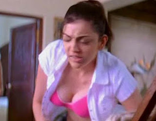 Kajal Agarwal Super Hot Cleavage Unseen Collections
