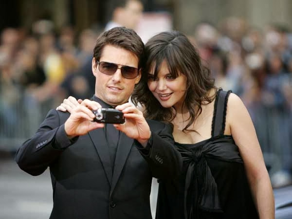 Tom Cruise & Katie Holmes Wallpaper Download