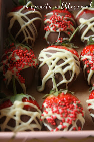 Chocolate covered strawbwerries for Valentine's day  Anyonita-nibbles.co.uk