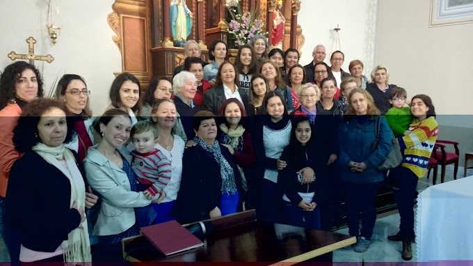 CATEQUISTAS DA MATRIZ RECEBEM HOMENAGEM PELO SEU DIA