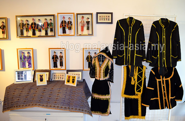 Badeeh Souvenir Shop at Chanteek Gallery