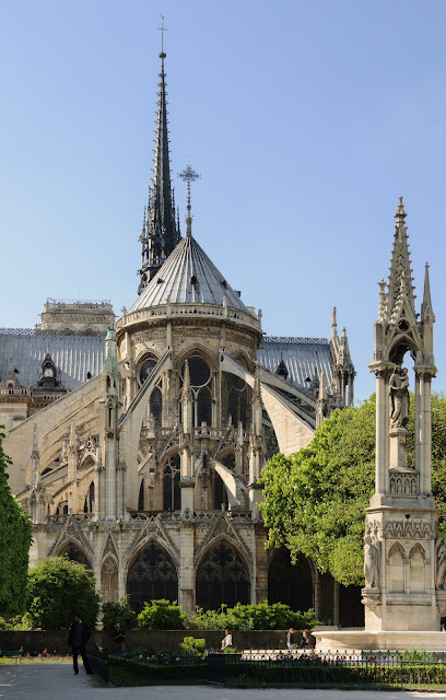 Cathédrale de Paris la flèche livre gratuit, ressources, informations et actualités