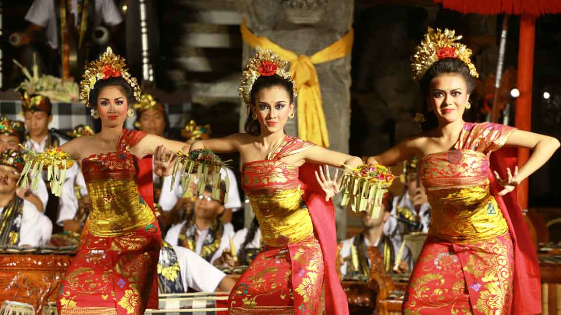 Tari Gabor Tarian  Tradisional  Dari Bali  Kamera Budaya