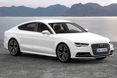 2016 Audi A7 front right view