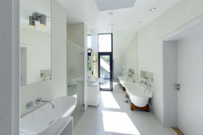 Hillside Modern House Bathroom Design Interior