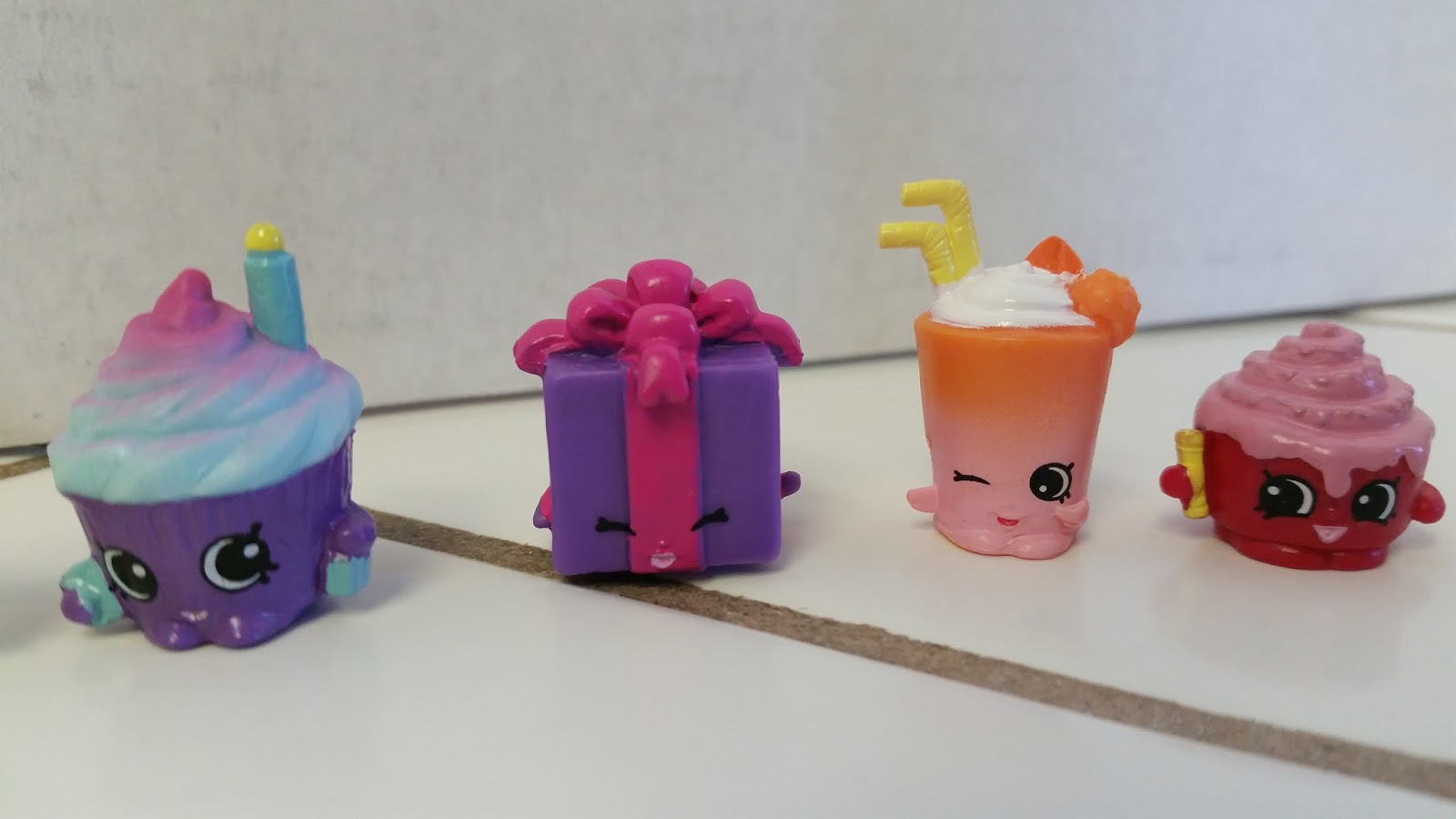 Never Grow Up: A Mom's Guide to Dolls and More: Shopkins Season 4 and  Shopkins Happy Meal Toys