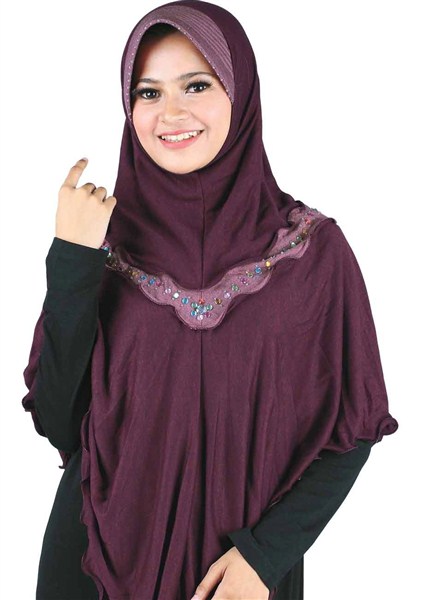 Model Kerudung Bergo Panjang Syari Terbaru