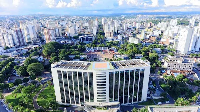 Governador Ronaldo Caiado sanciona reforma administrativa