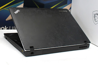 Jual Laptop Lenovo ThinkPad E520 Core i3 (15.6-Inch)