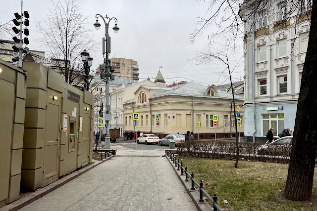 Сытинский переулок, Большая Бронная улица