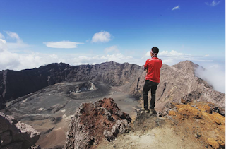 gunung di Jawa Timur untuk pendakian 