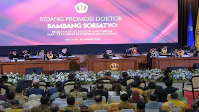 Ketua MPR RI Bamsoet Raih Predikat Cumlaude  Doktor Ilmu Hukum UNPAD