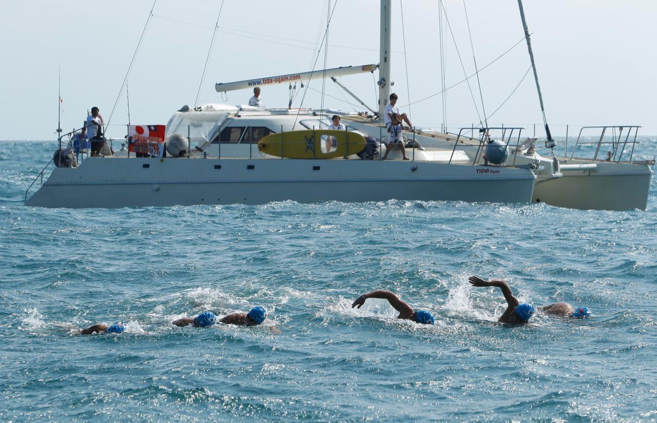 Six Japanese swimmers swam 95