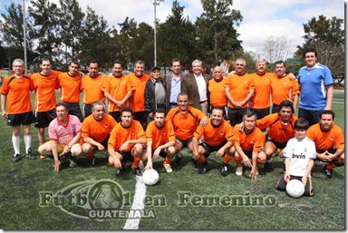 equipo manchester invitado a la reeinaguracion de la cancha sintetica campo de marte