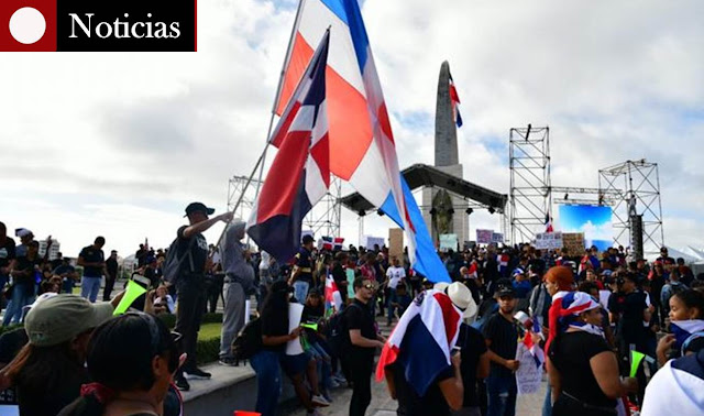 plaza de la bandera, trabucazo, protesta RD