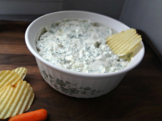 Sour Cream, Spinach, and Onion Dip (Lightened Up)