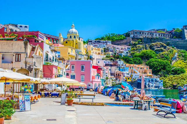 10. Procida, Ý 