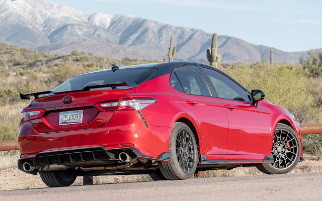 Toyota Camry TRD 2020