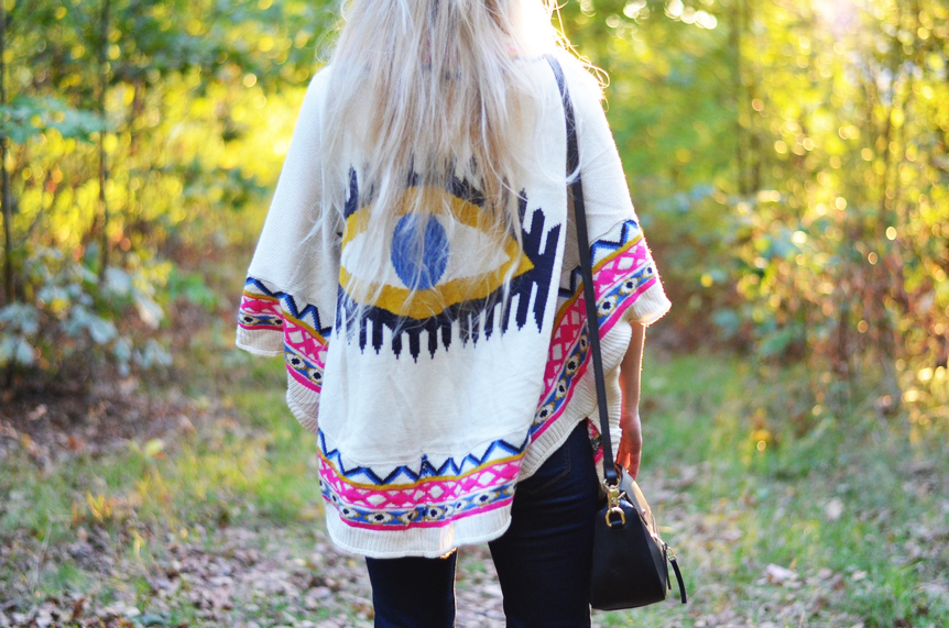 SWETER W STYLU BOHO 