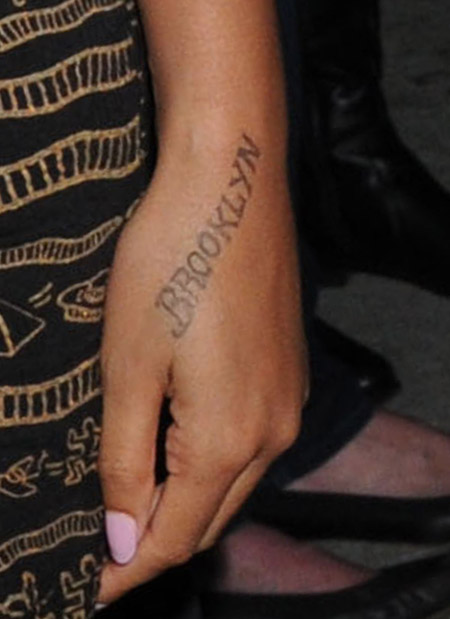 BEYONCE HAS YET ANOTHER NEW TATTOO?! ONE WOULD ASK WHY SHE CHOSE HER HAND.