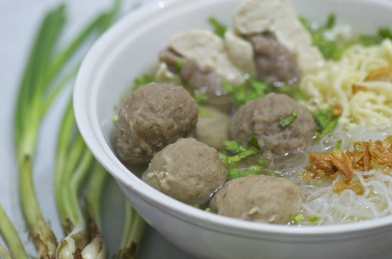 Indonesian Medan Food: Home made Bakso daging kenyal 