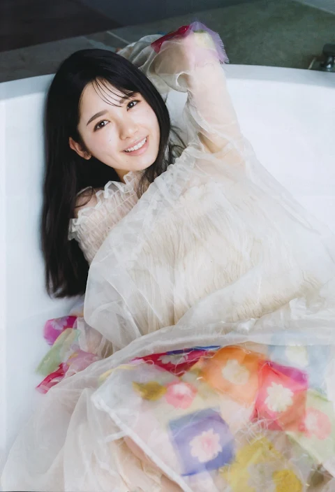 Young Magazine 2022 No.34 Nogizaka46 Tsutsui Ayame