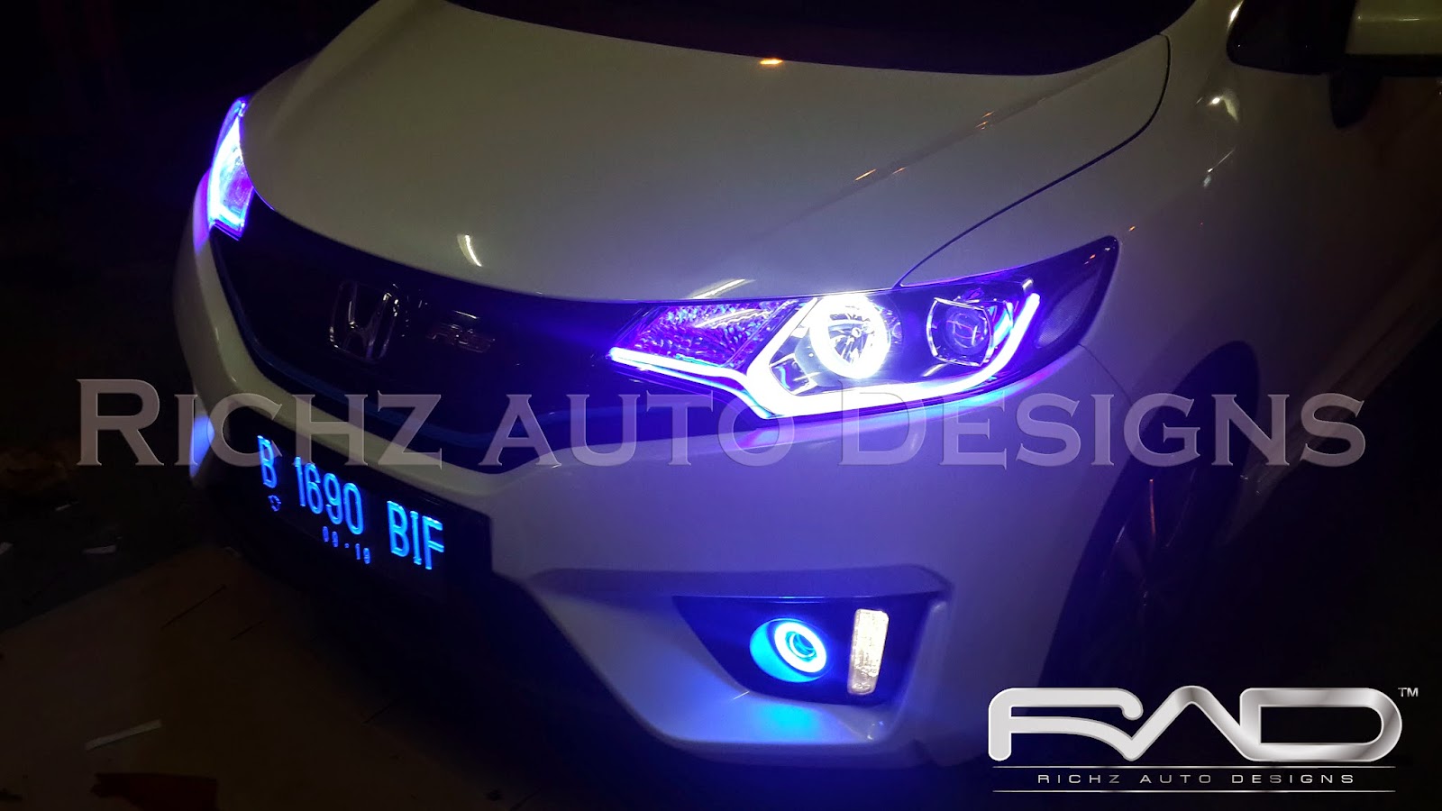 Richz Auto Designs Car Lightning Foglamp
