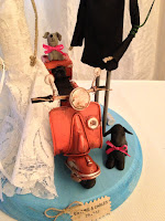 novios personalizados, vespa, novios originales, detalles boda